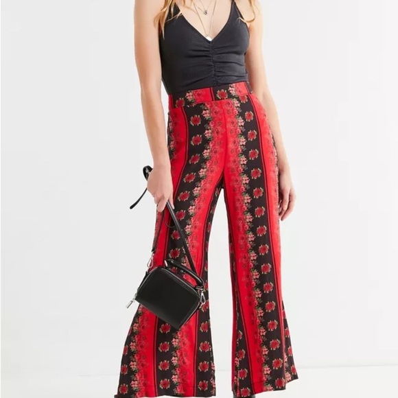 Urban Outfitters Women Pants‎ 8 Red Flare Wide Leg Boho Groovy Floral Stripe - Picture 1 of 10